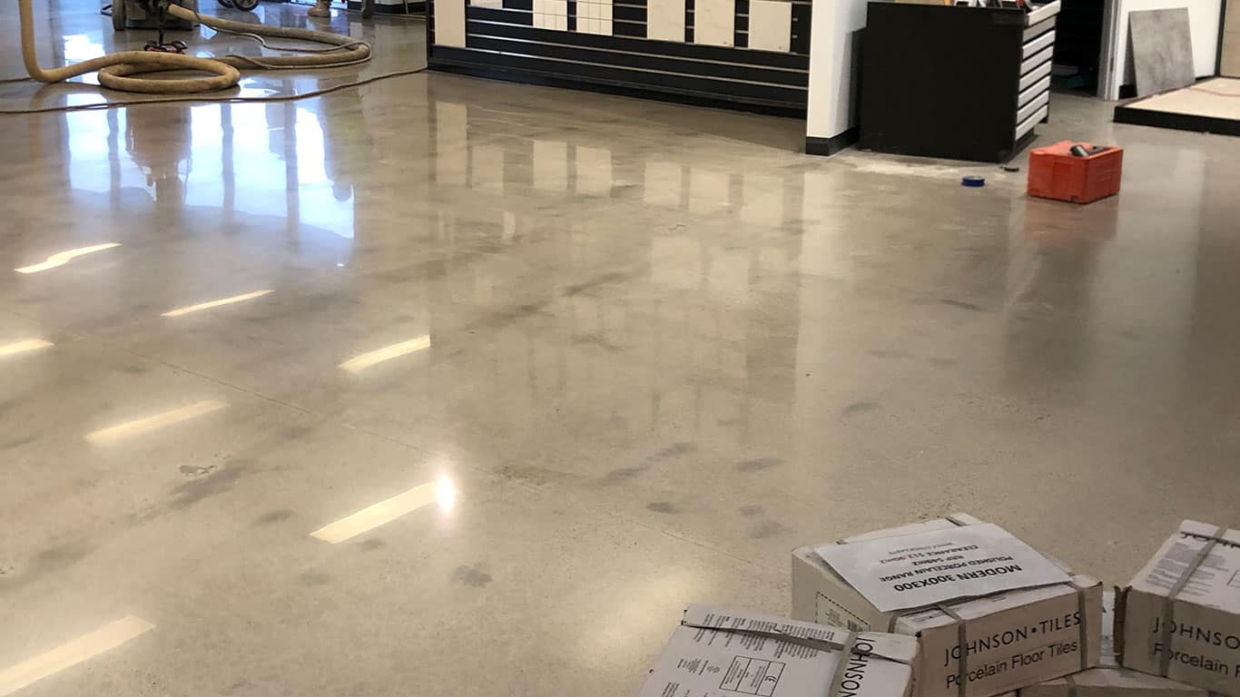 Morwell warehouse polished concrete house